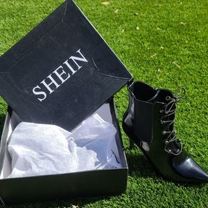 Ankle boots